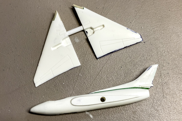 Avro 707 in 1/72